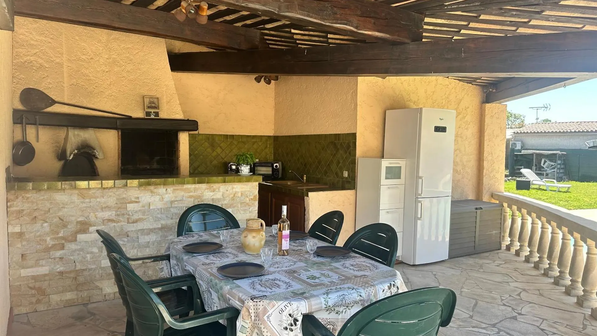Appartement Dans Maison Familiale Saint-Laurent-du-Var France